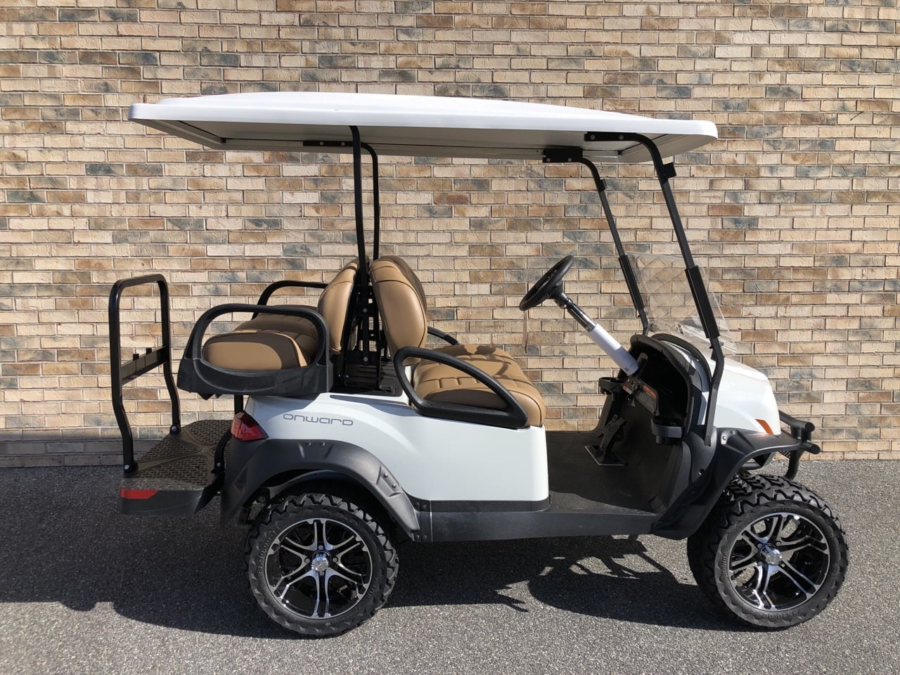 Club car Onward Lifted Metallic Glacier White w/ Light Beige Seats